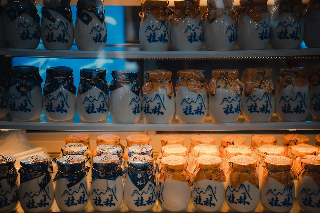 便利店饮料方便面供应方案：长沙令阿商贸产品配套详解